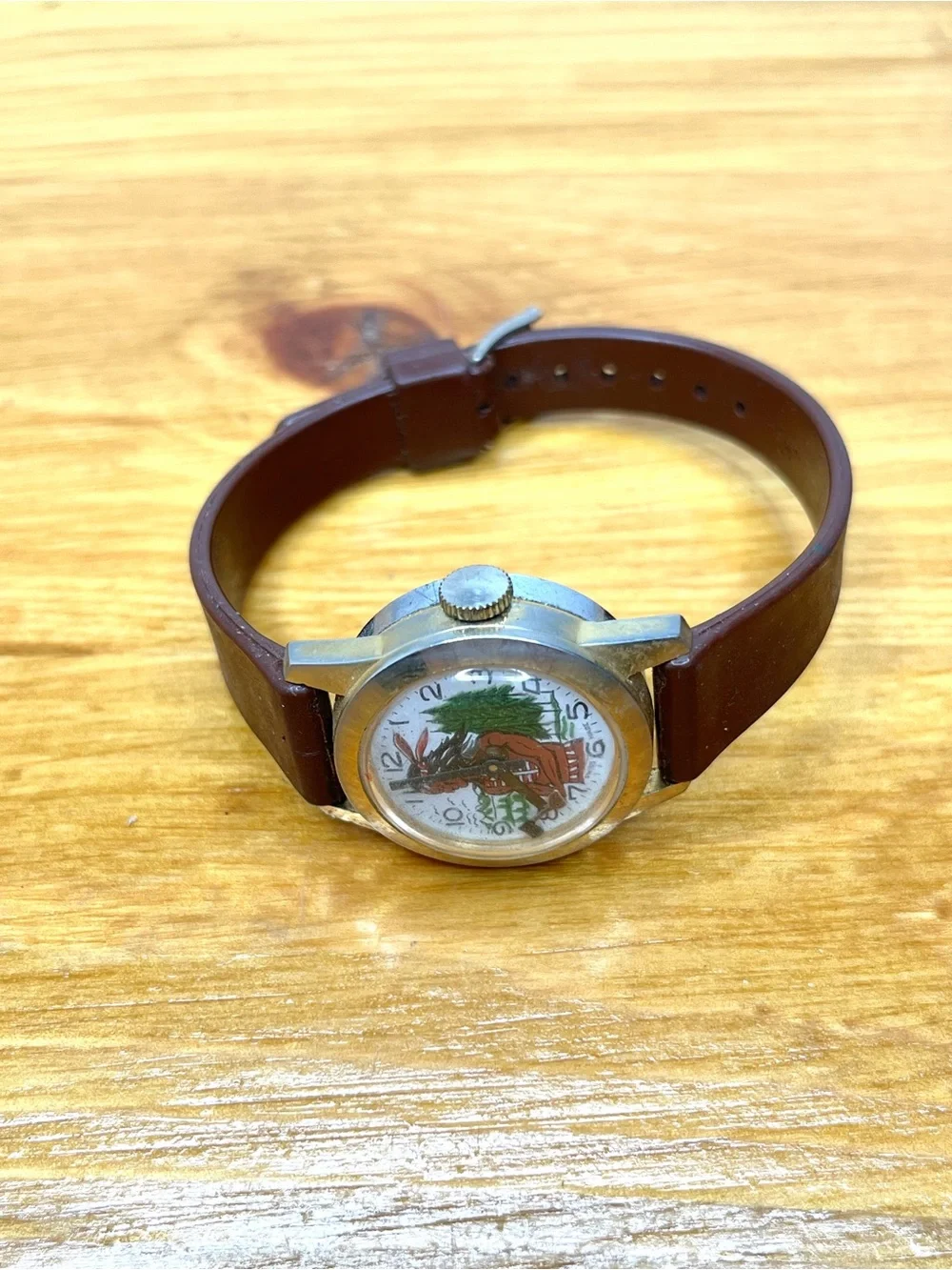 Vintage Native American Indian Hatchet Swiss Made Watch Brown Band 14 mm